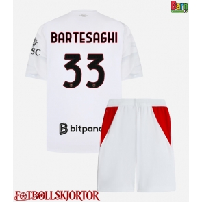 AC Milan Davide Bartesaghi #33 Borta Kläder Barn 2026-27 Kortärmad (+ Korta byxor)